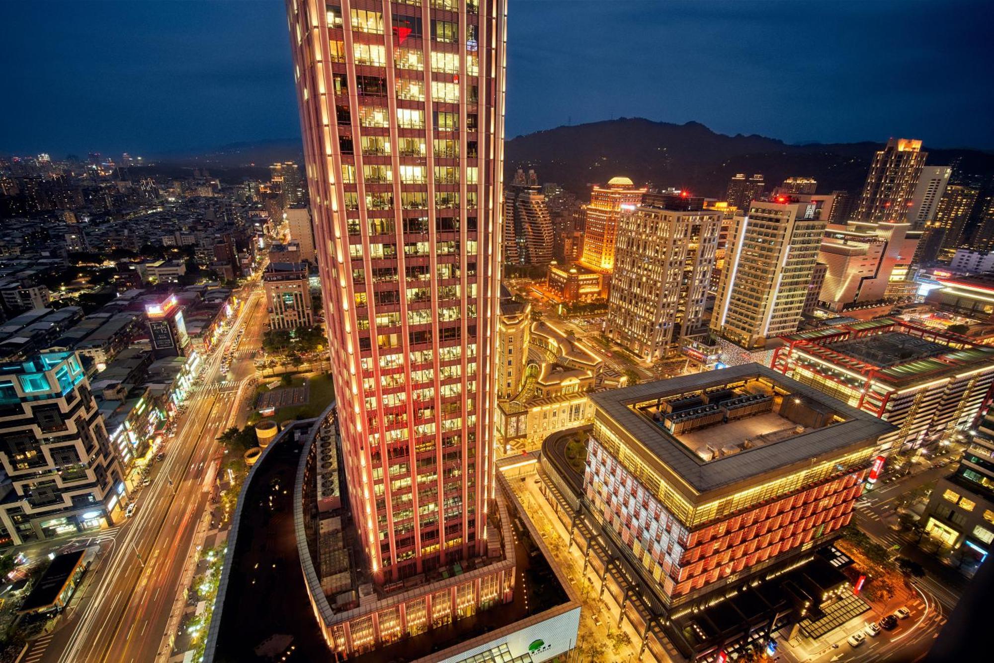 W Taipei Hotel Exterior photo